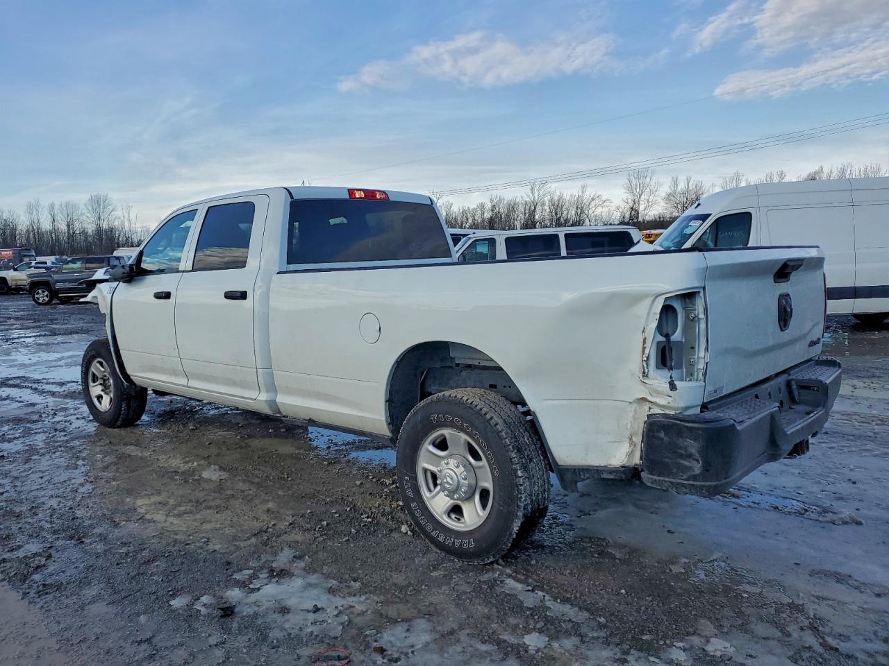 2024 Ram 2500 Tradesman - Фото 2