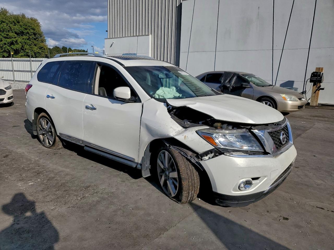 2014 Nissan Pathfinder S - Фото 4