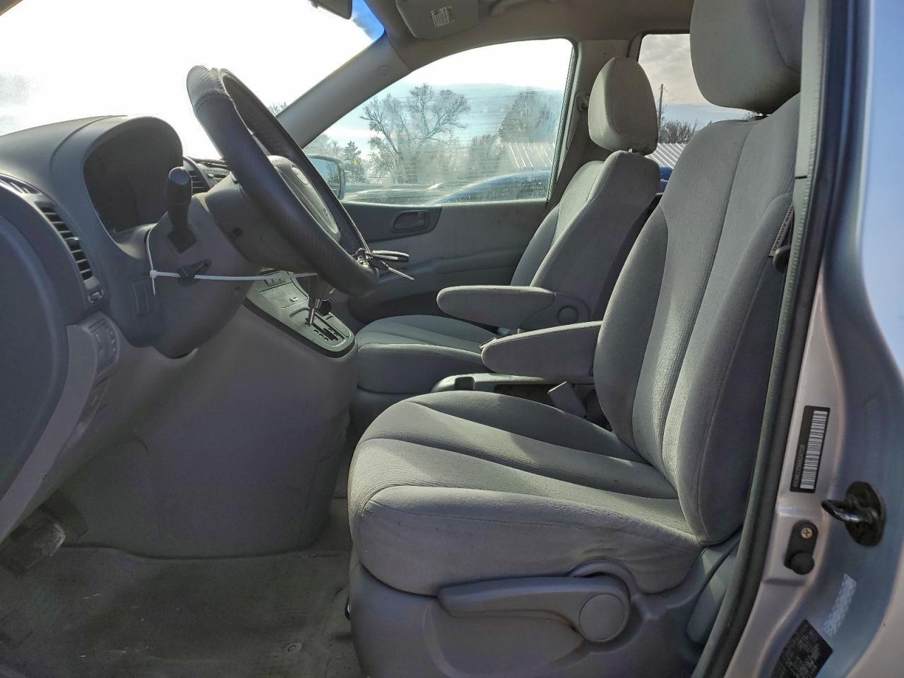 2006 Kia Sedona Ex - Image 7