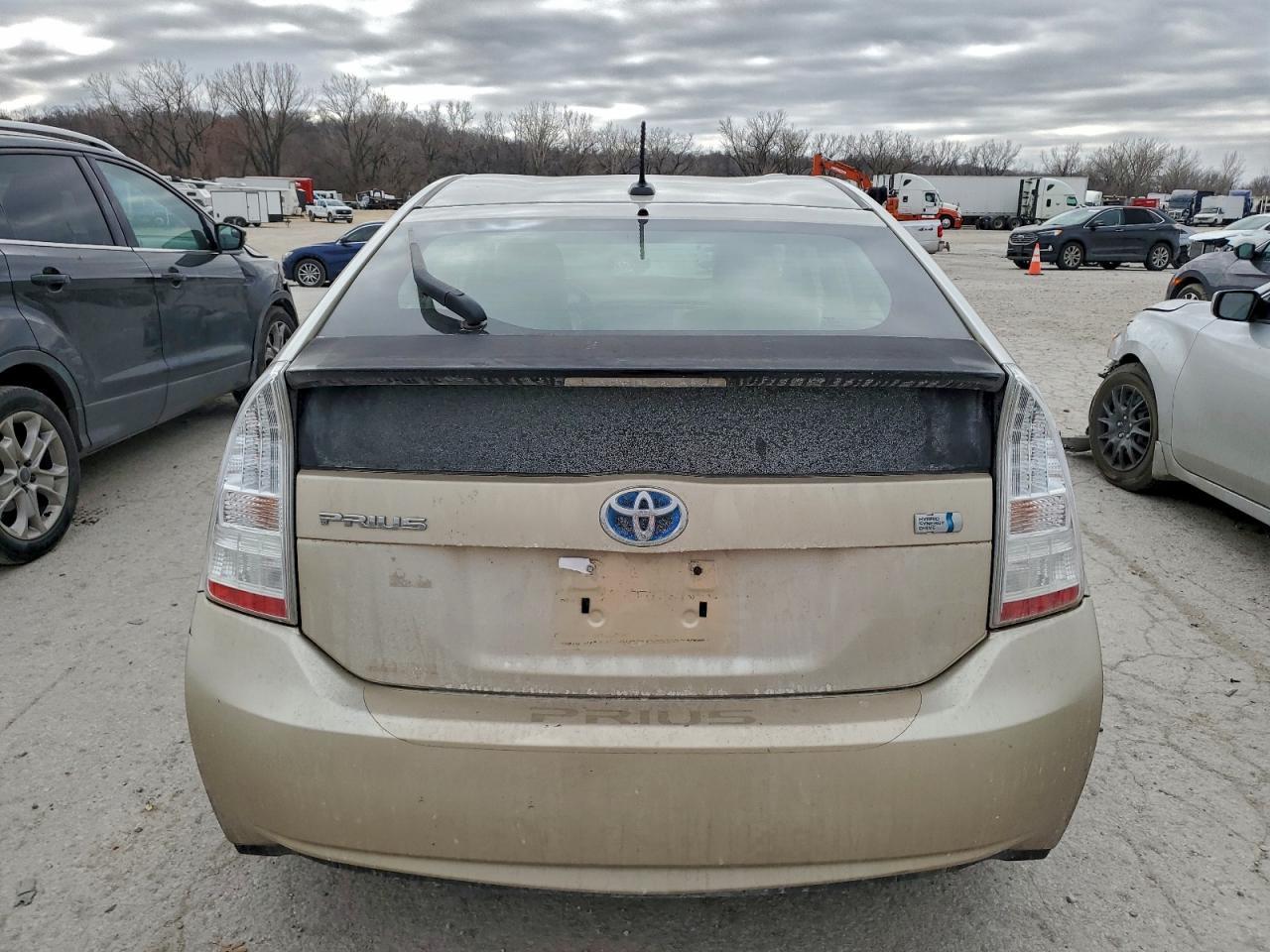 2010 Toyt Prius - Фото 6
