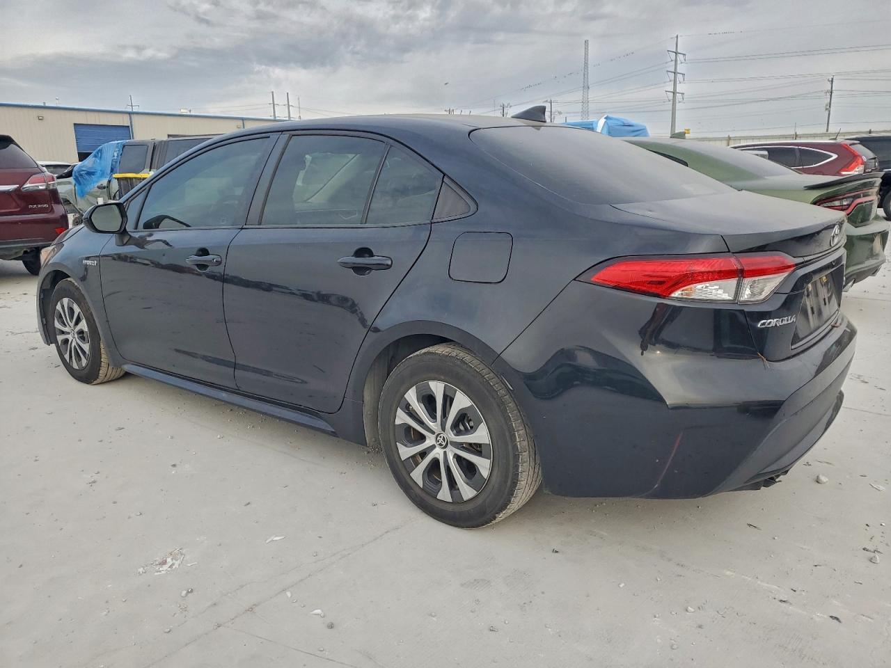 2021 Toyota Corolla Hybrid Le - Фото 2