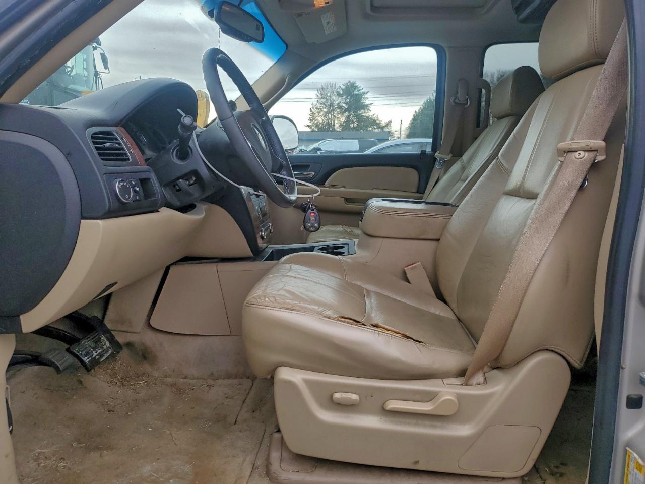 2007 Chevrolet Tahoe C1500 - Image 7