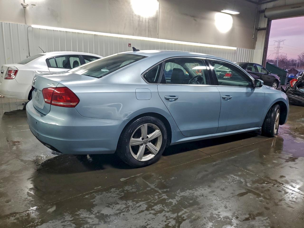 2013 Volkswagen Passat Se - Фото 3