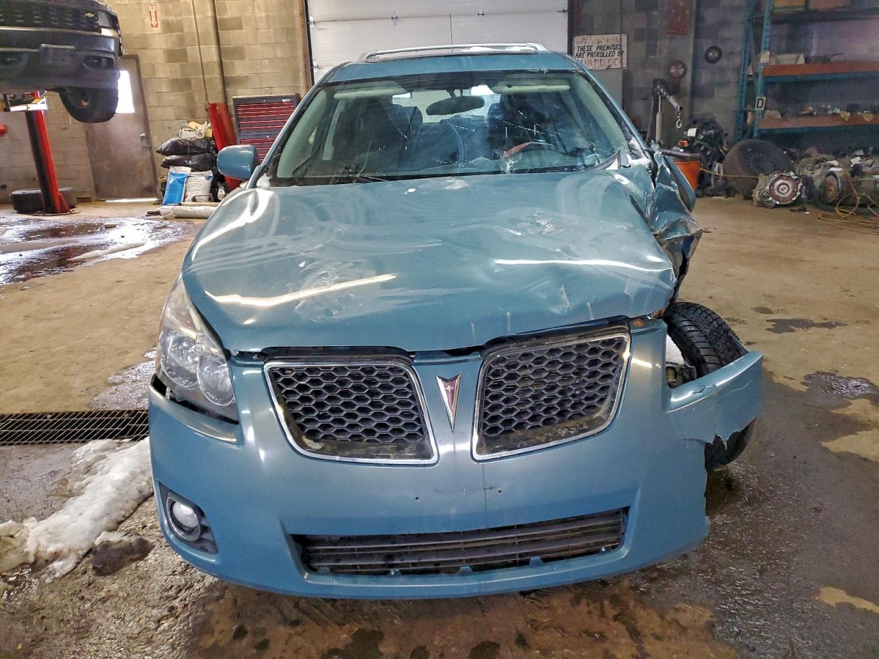 2009 Pontiac Vibe - Image 5