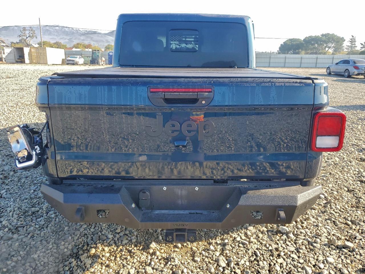 2025 Jeep Gladiator Sport - Фото 6