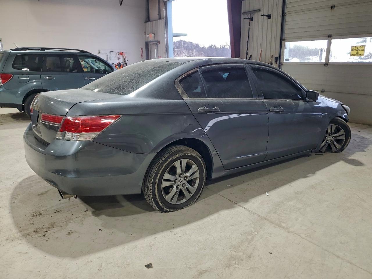 2011 Honda Accord Lxp - Фото 3
