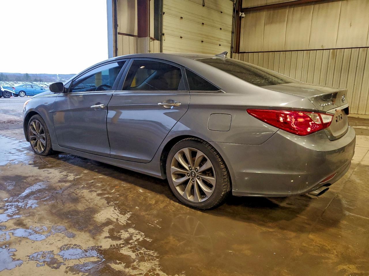 2011 Hyundai Sonata Se - Фото 2