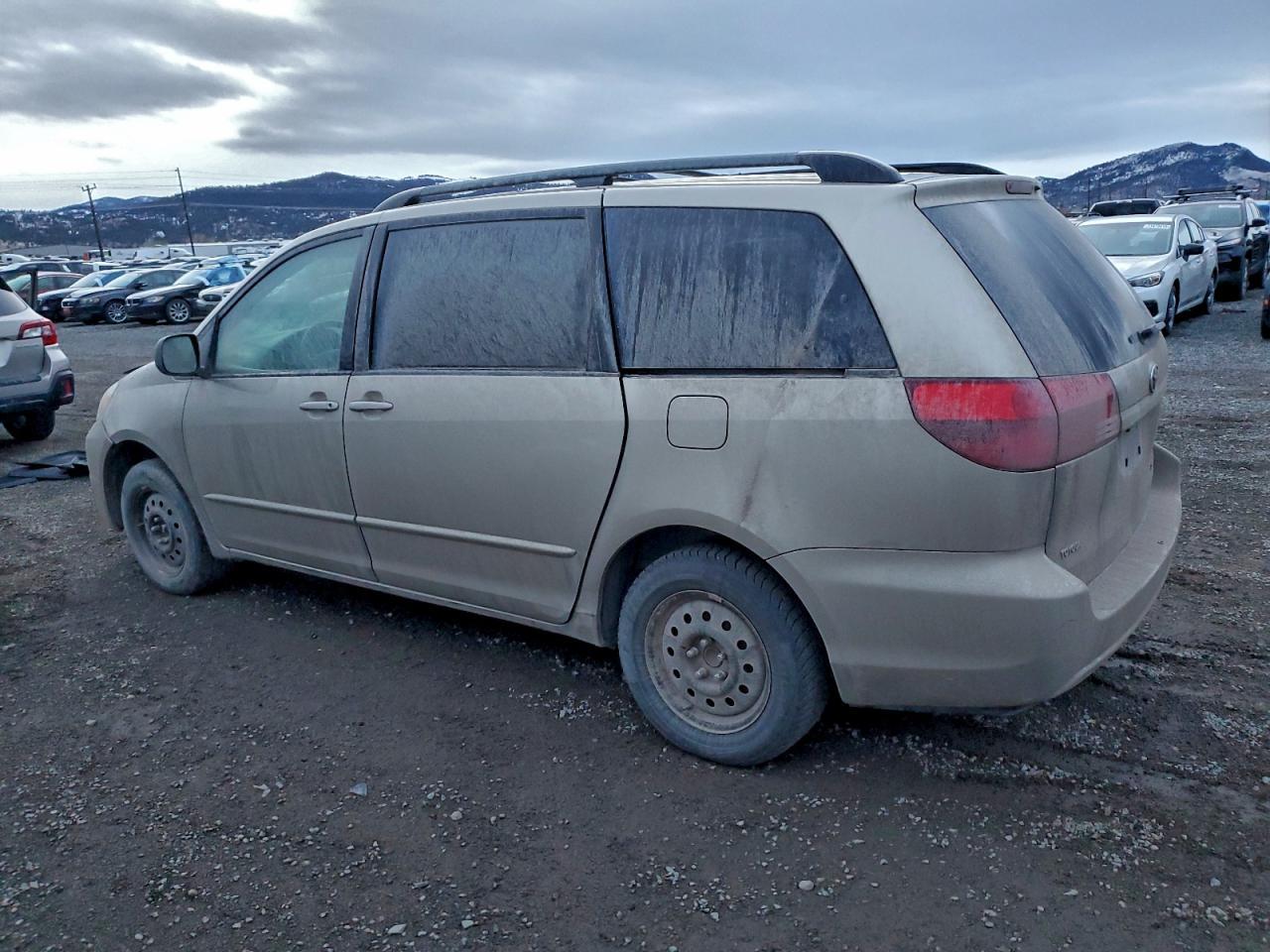 2005 Toyota Sienna Le 7 Passenger - Фото 2