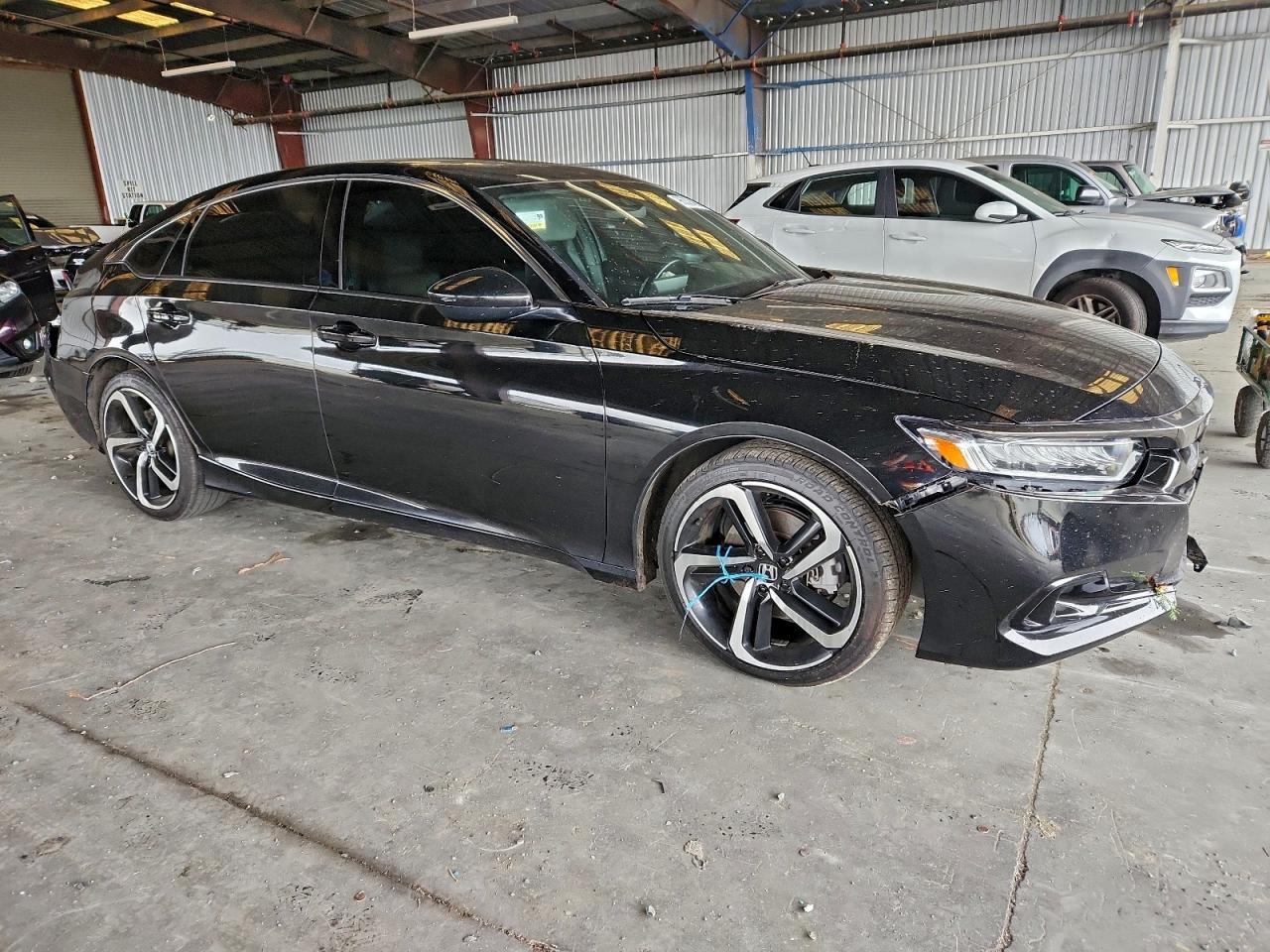 2022 Honda Accord - Image 4