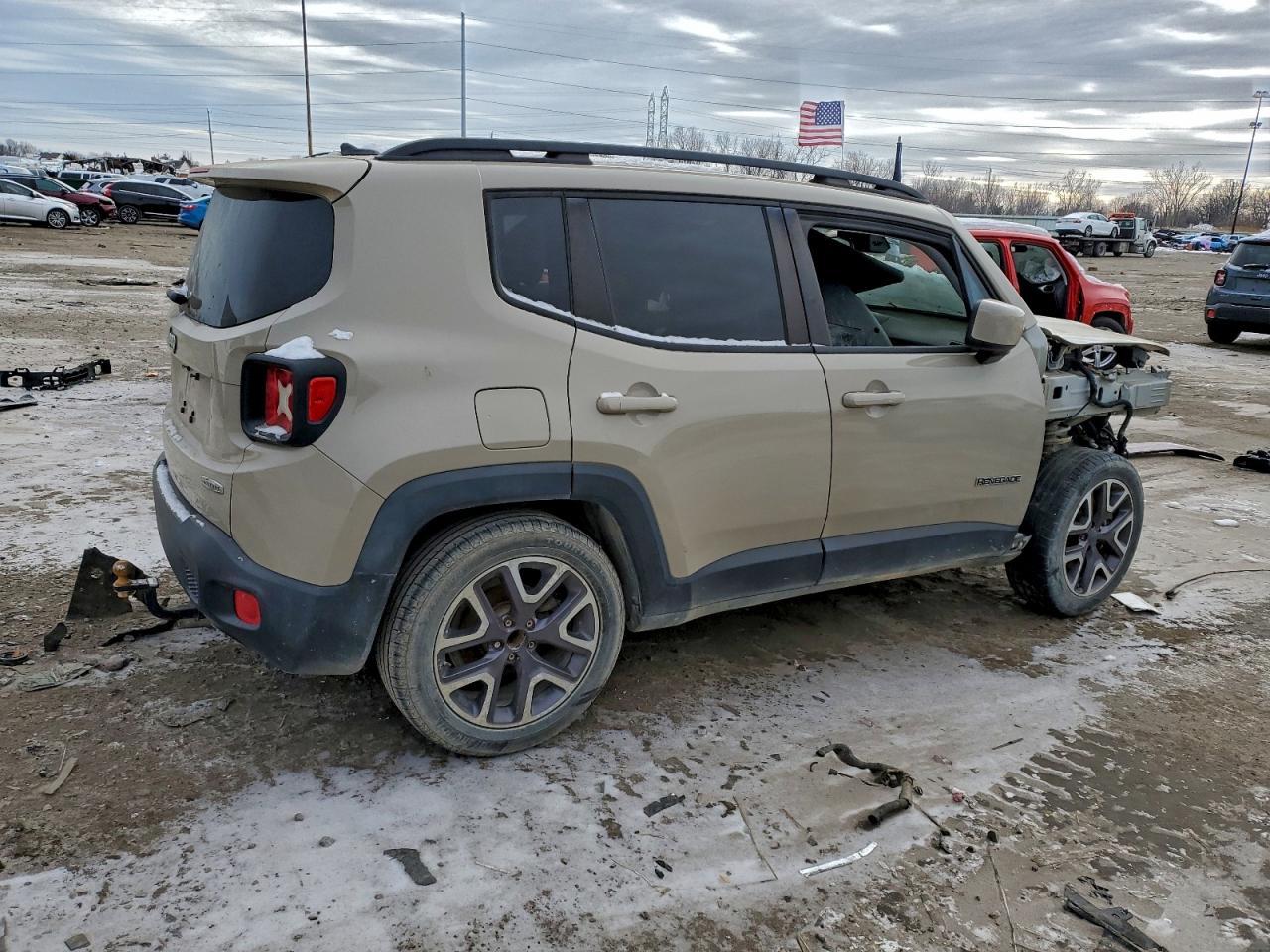 2015 Jeep Renegade Latitude - Image 3