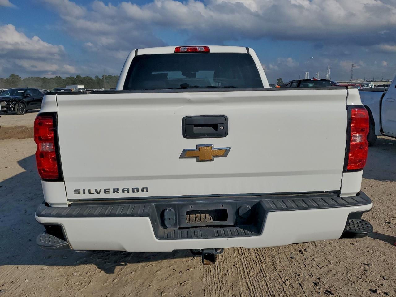 2018 Chevrolet Silver1500 - Фото 6
