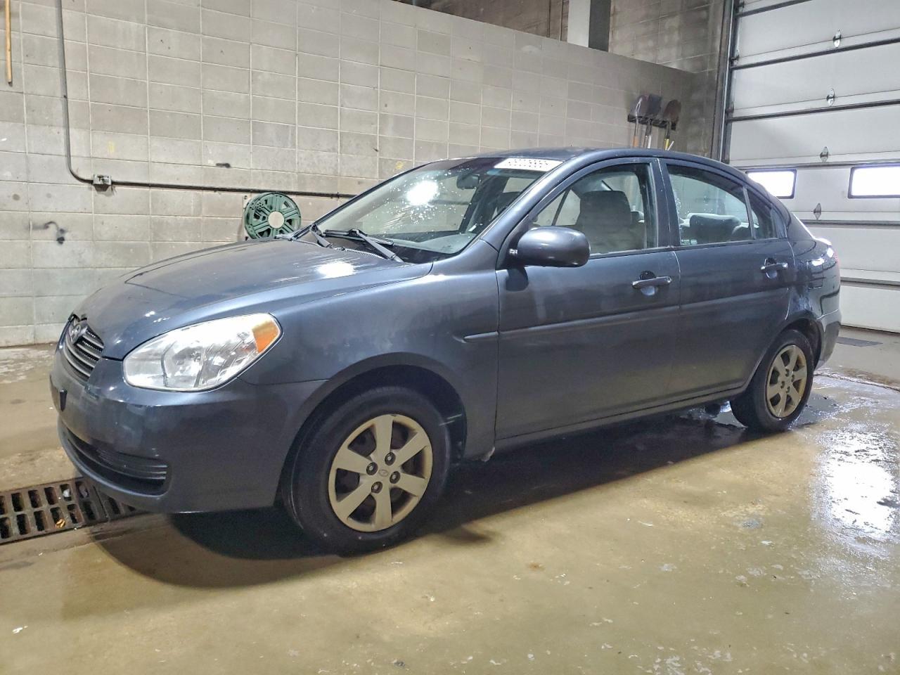 2011 Hyundai Accent Gls