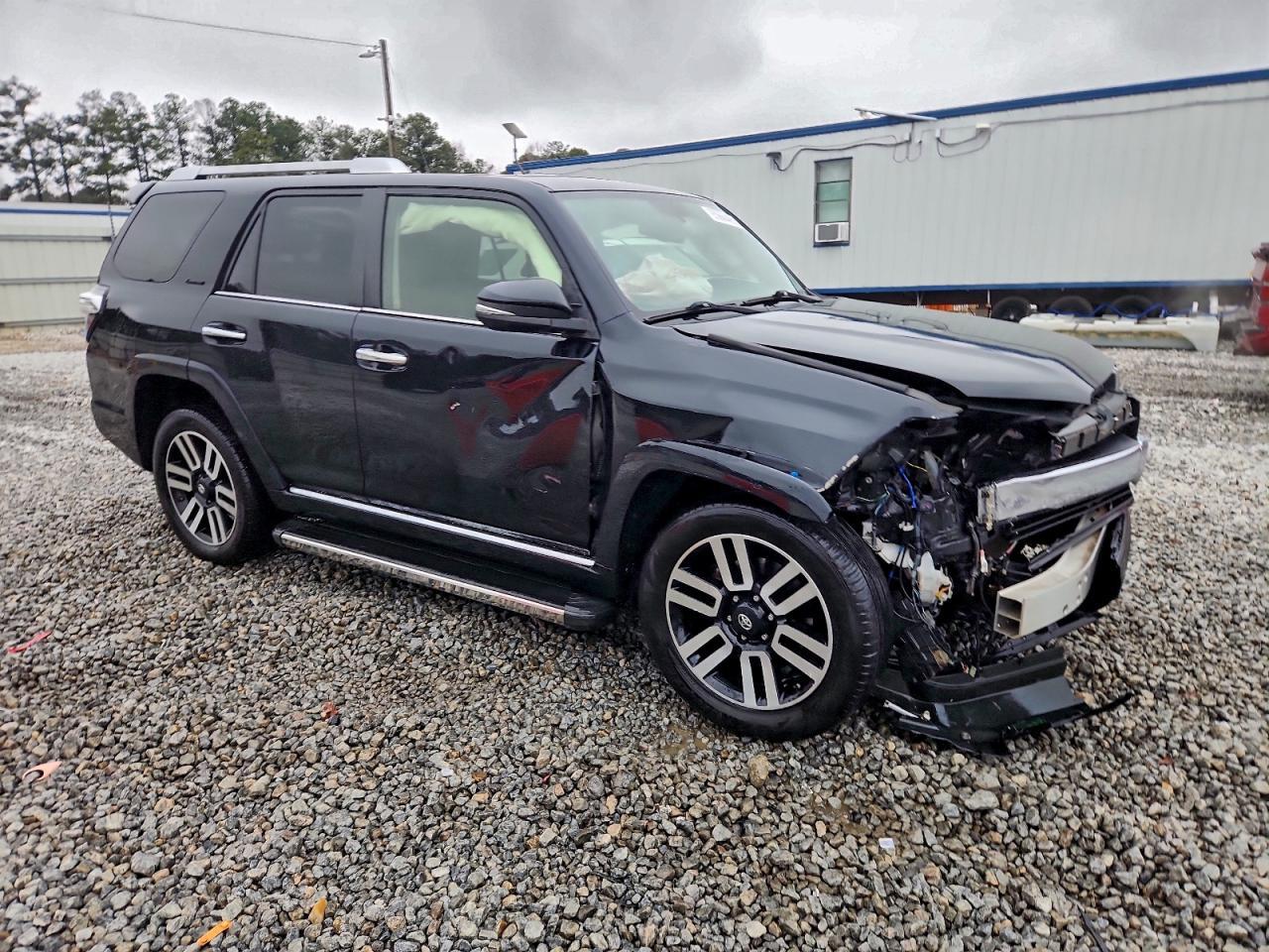 2016 Toyota 4Runner Sr5 - Image 4