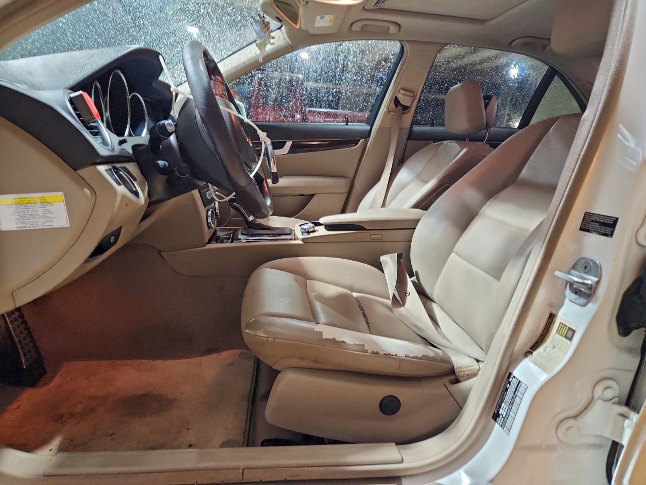 2013 Mercedes-Benz C 250 - Фото 7