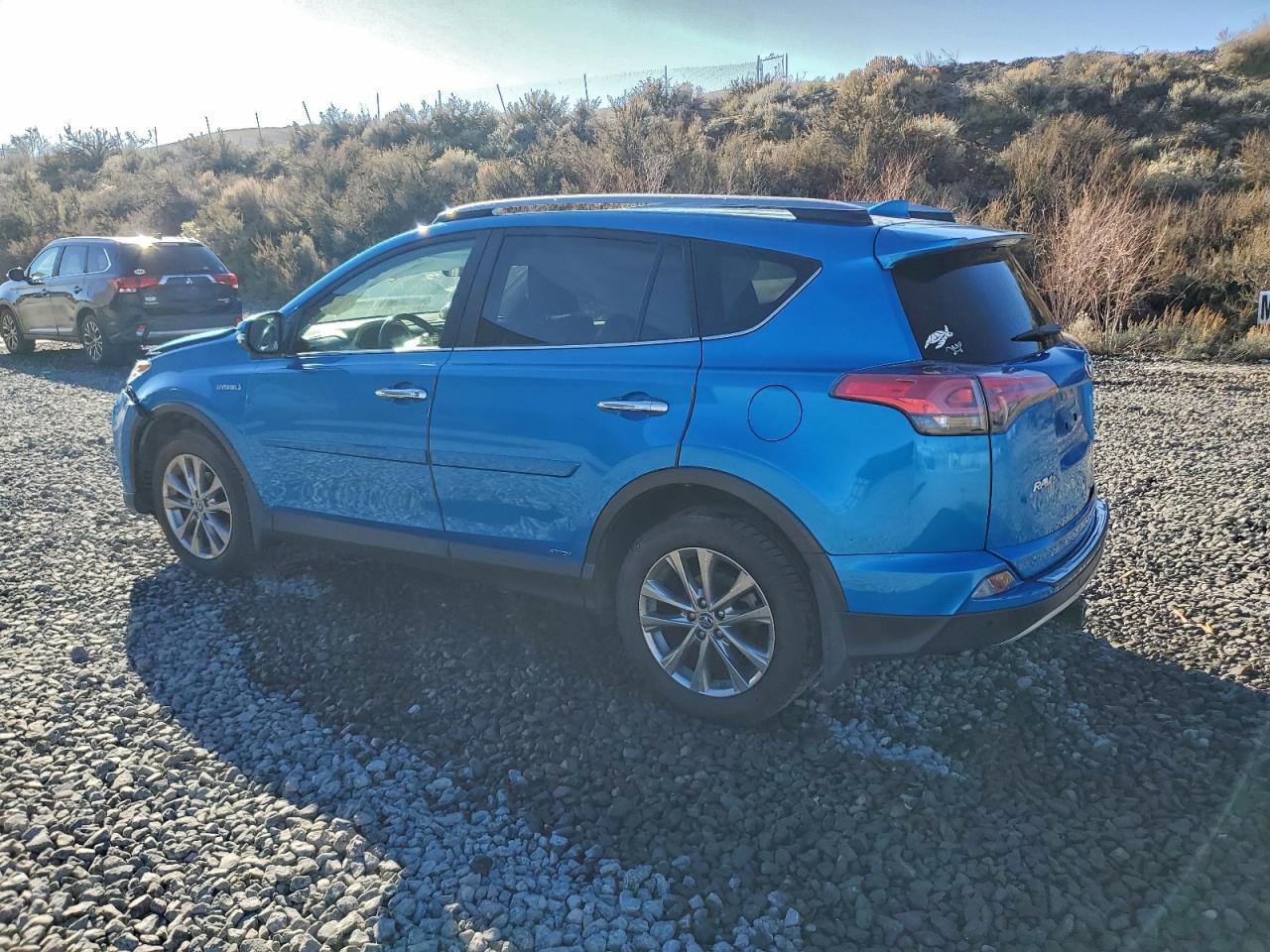 2017 Toyota Rav4 Hv Limited - Image 2