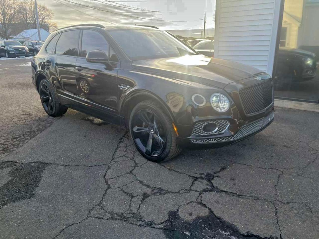 2017 Bentley Bentayga - Фото 4
