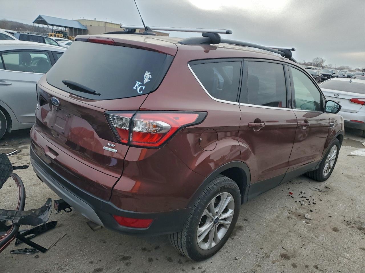 2018 Ford Escape Se - Фото 3