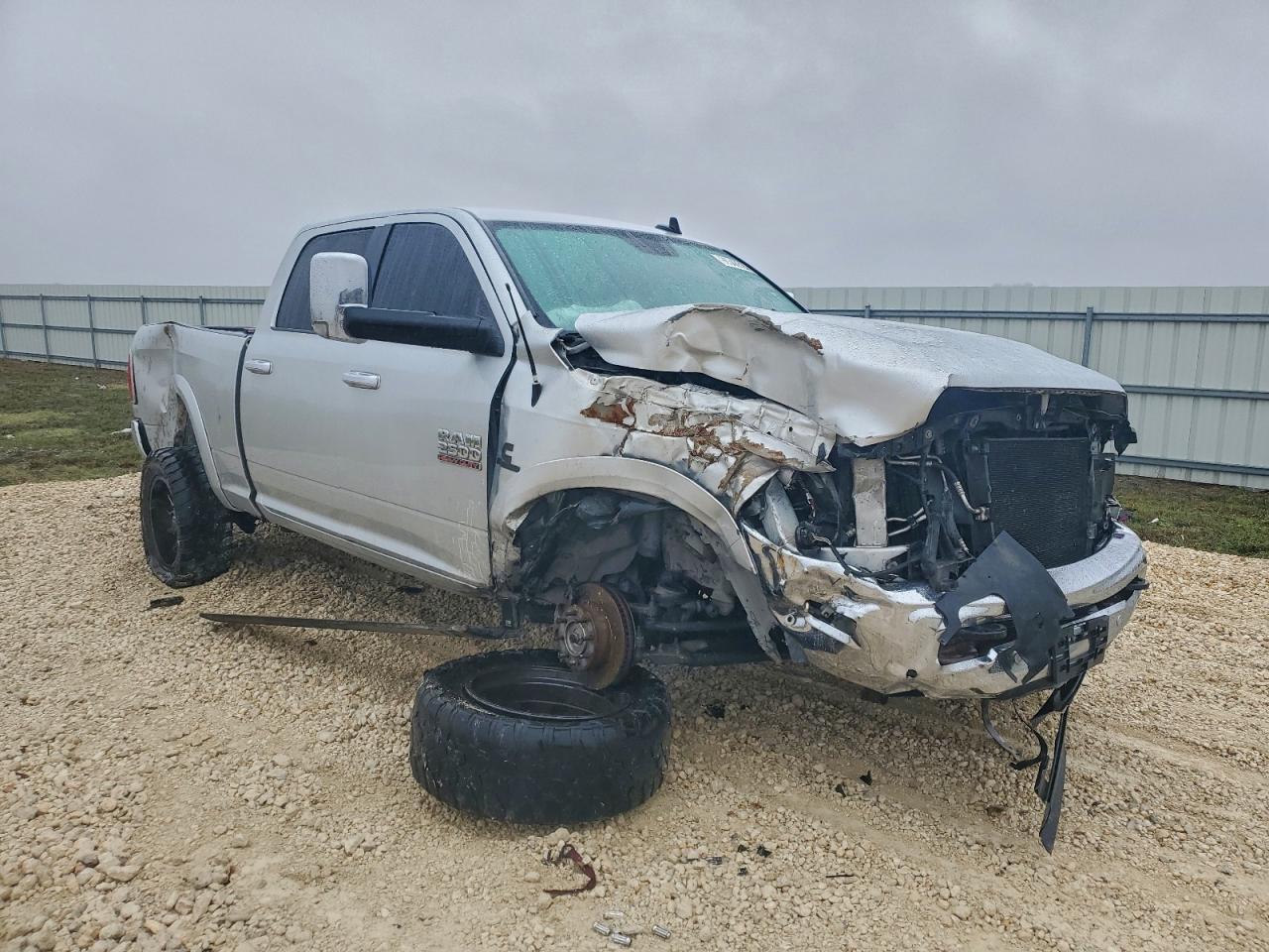 2017 Ram 2500 Laramie - Image 4