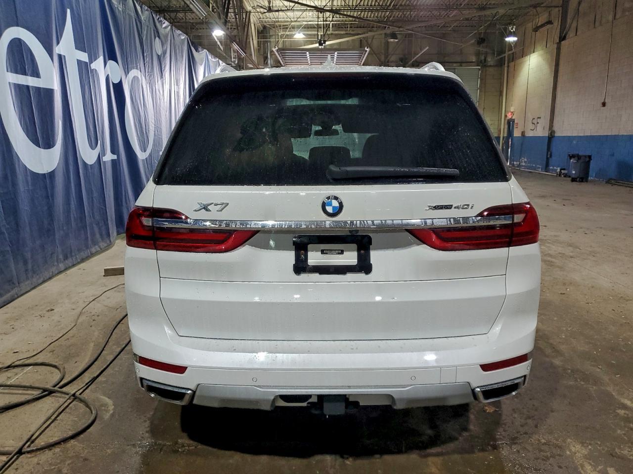 2022 BMW X7 xDrive40I - Фото 6