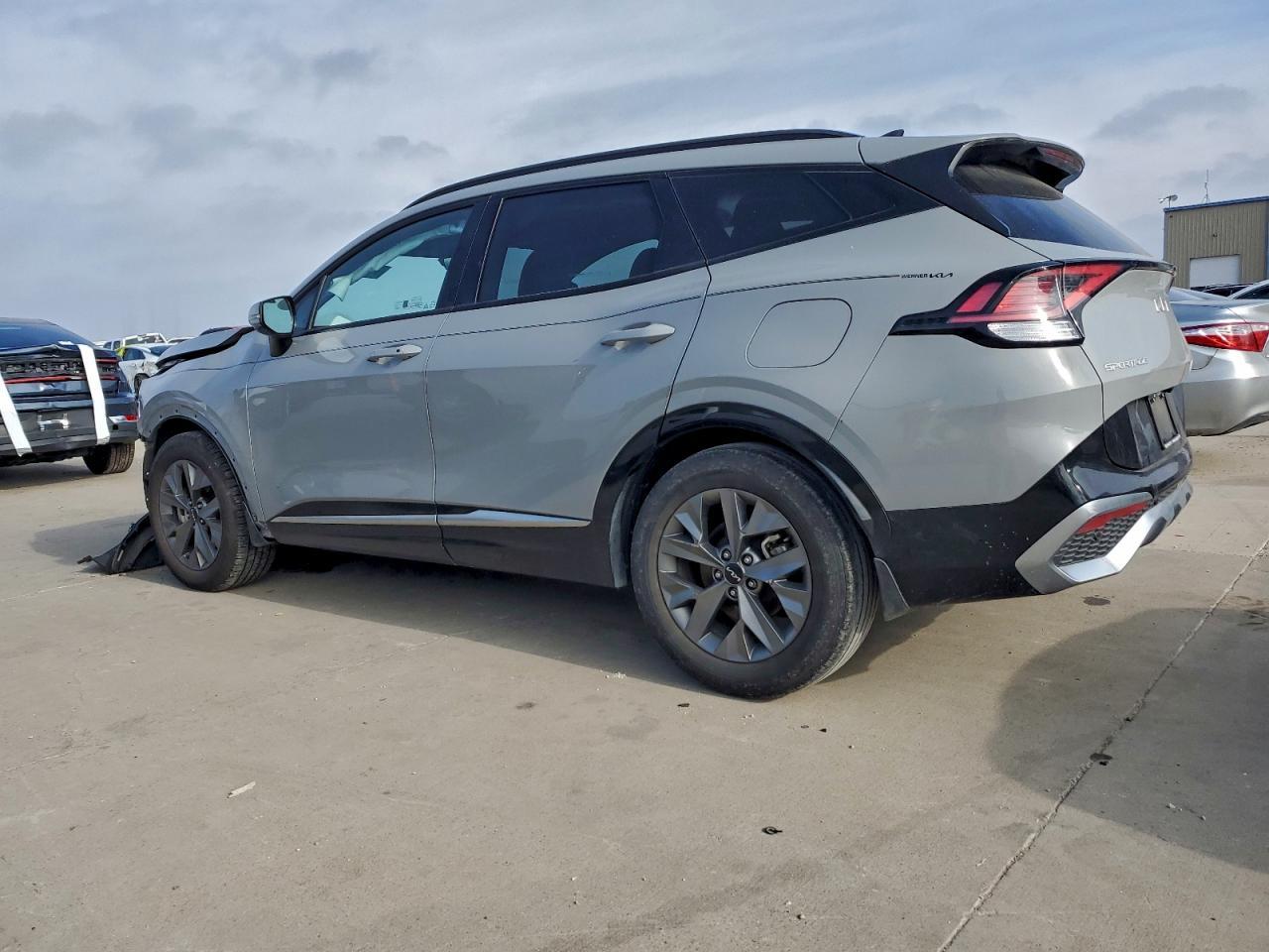 2023 Kia Sportage Sx - Фото 2