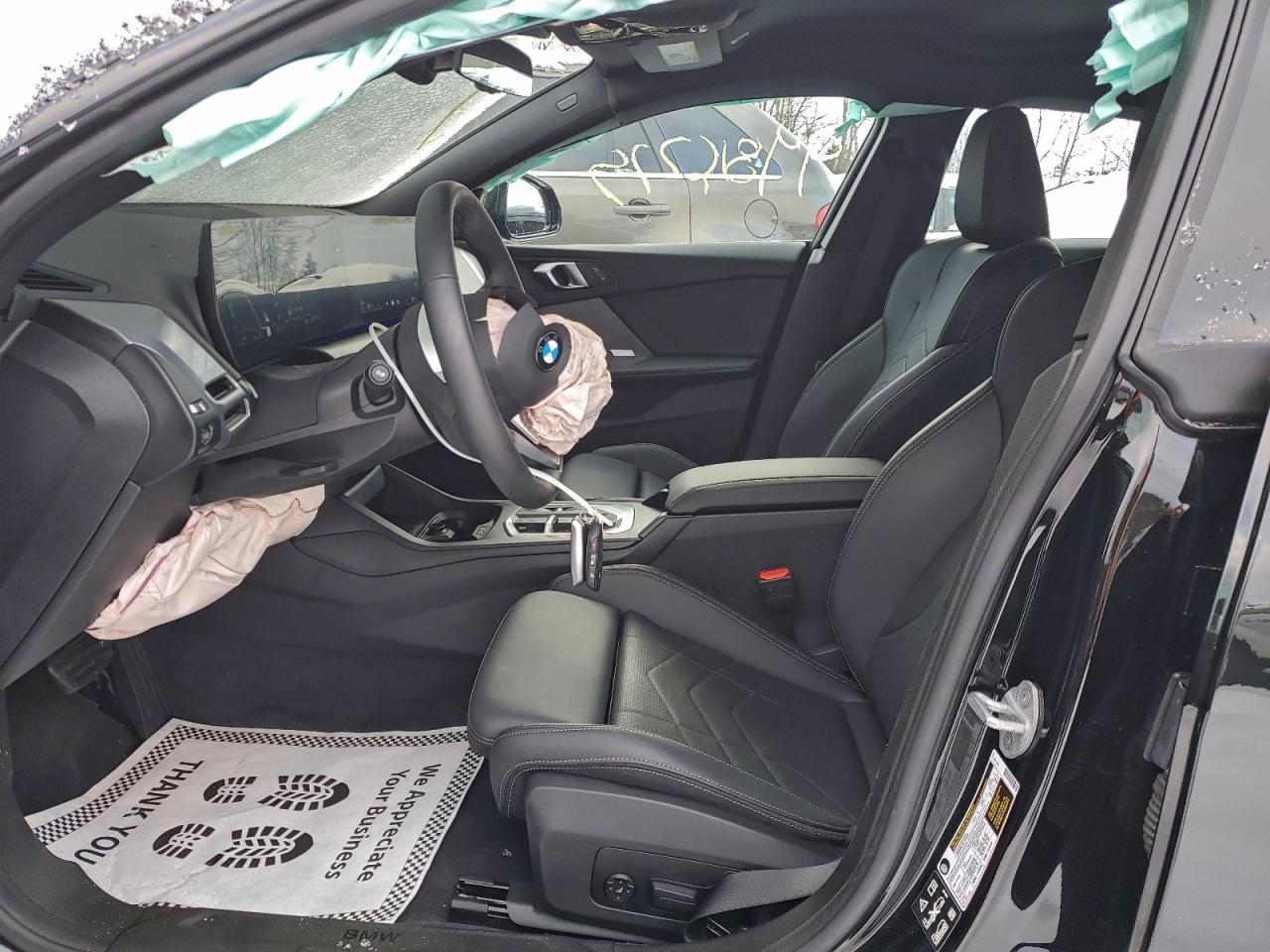 2025 BMW 228Xi - Фото 7