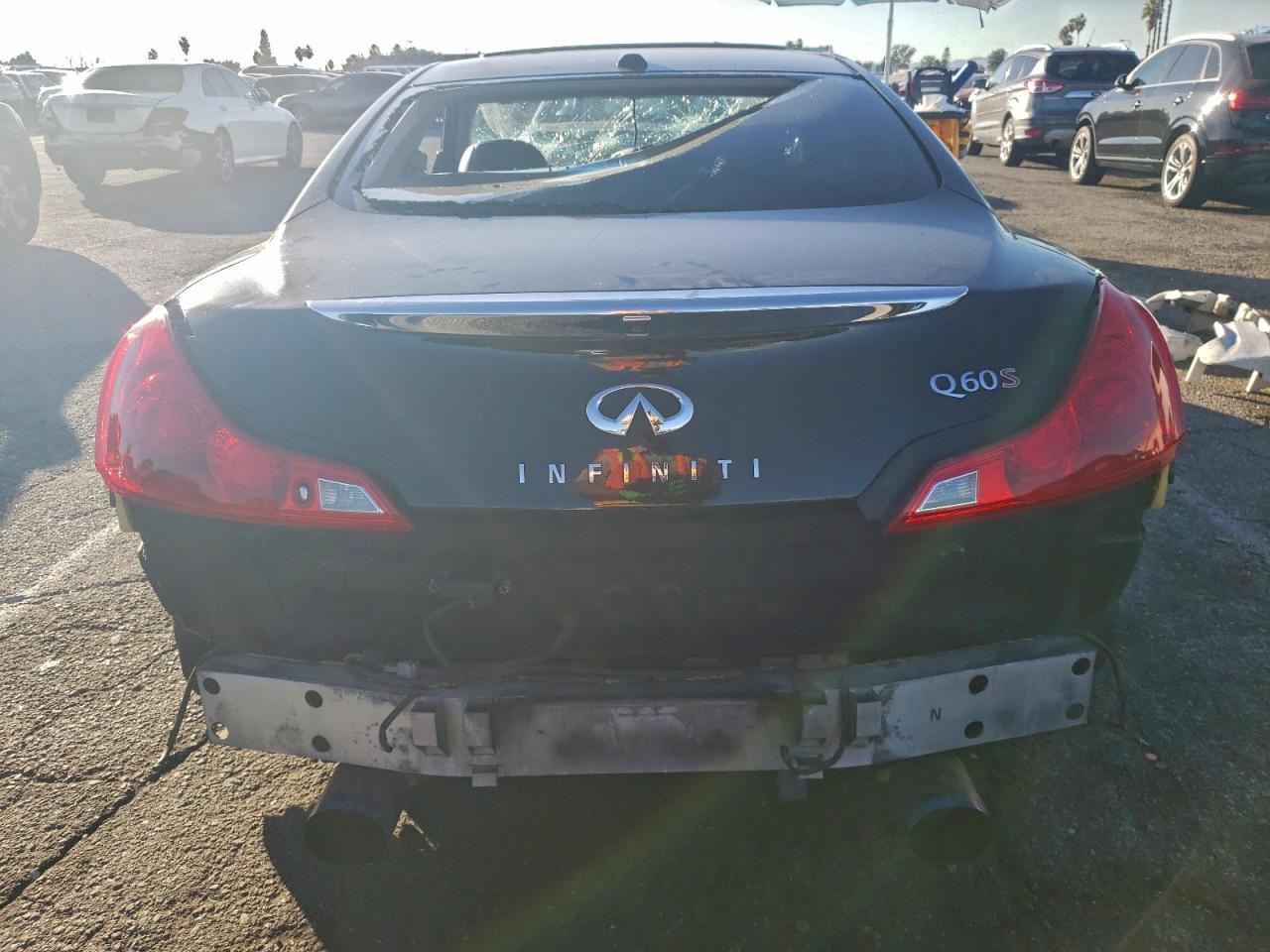 2015 Infinity Q60 - Image 6