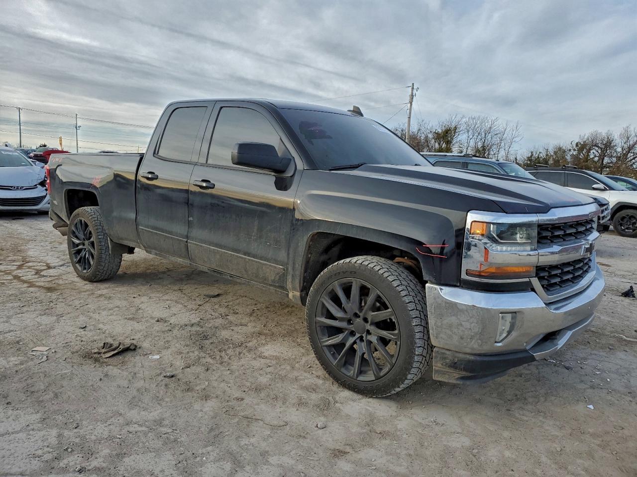 2018 Chevrolet Silverado K1500 Lt - Image 4