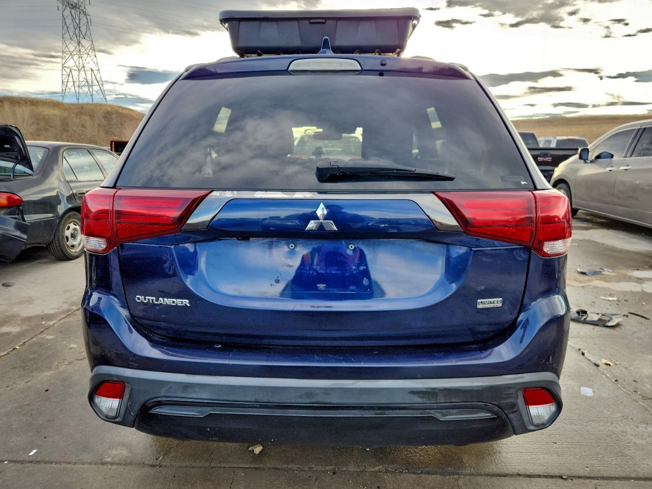 2020 Mitsubishi Outlander Se - Фото 6