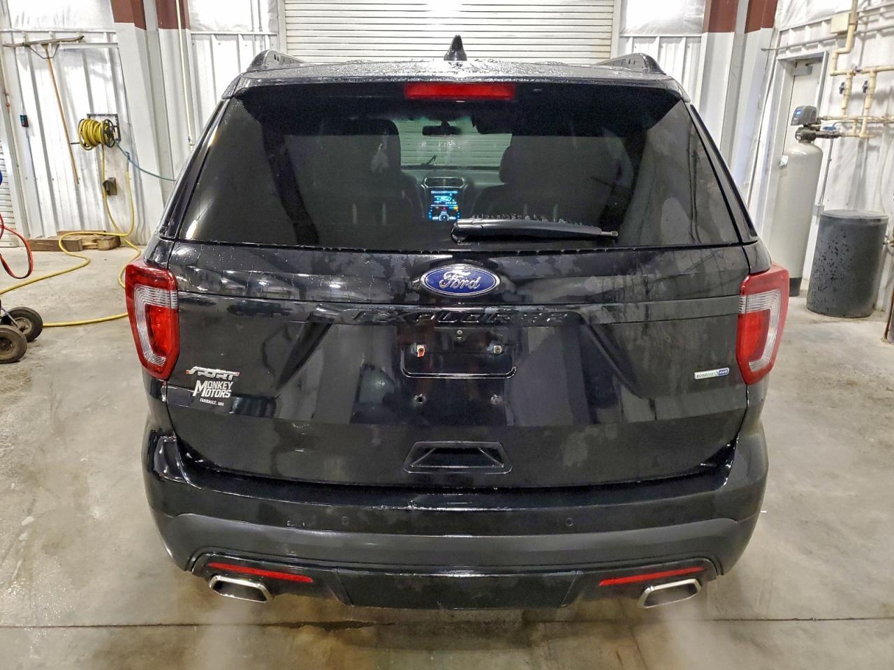 2016 Ford Explorer Sport - Image 6