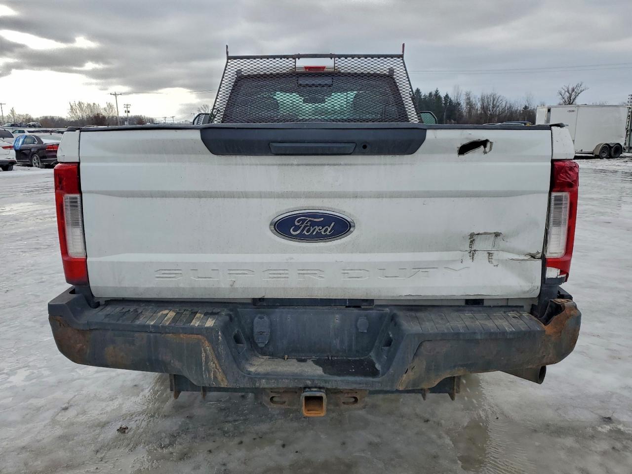 2017 Ford F250 Super Duty - Фото 6