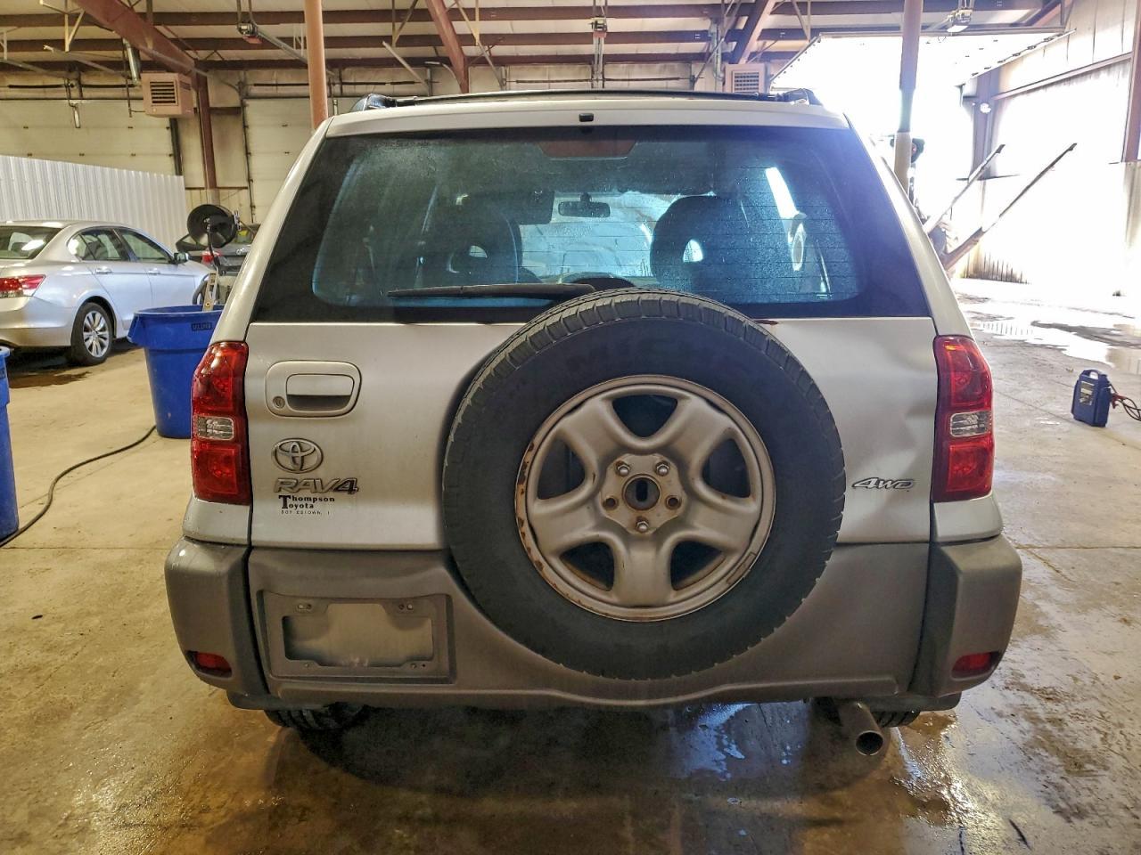 2004 Toyota Rav4 Base - Фото 6