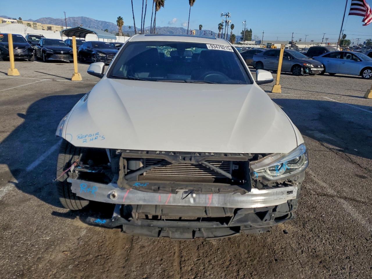 2018 BMW 330E - Фото 5