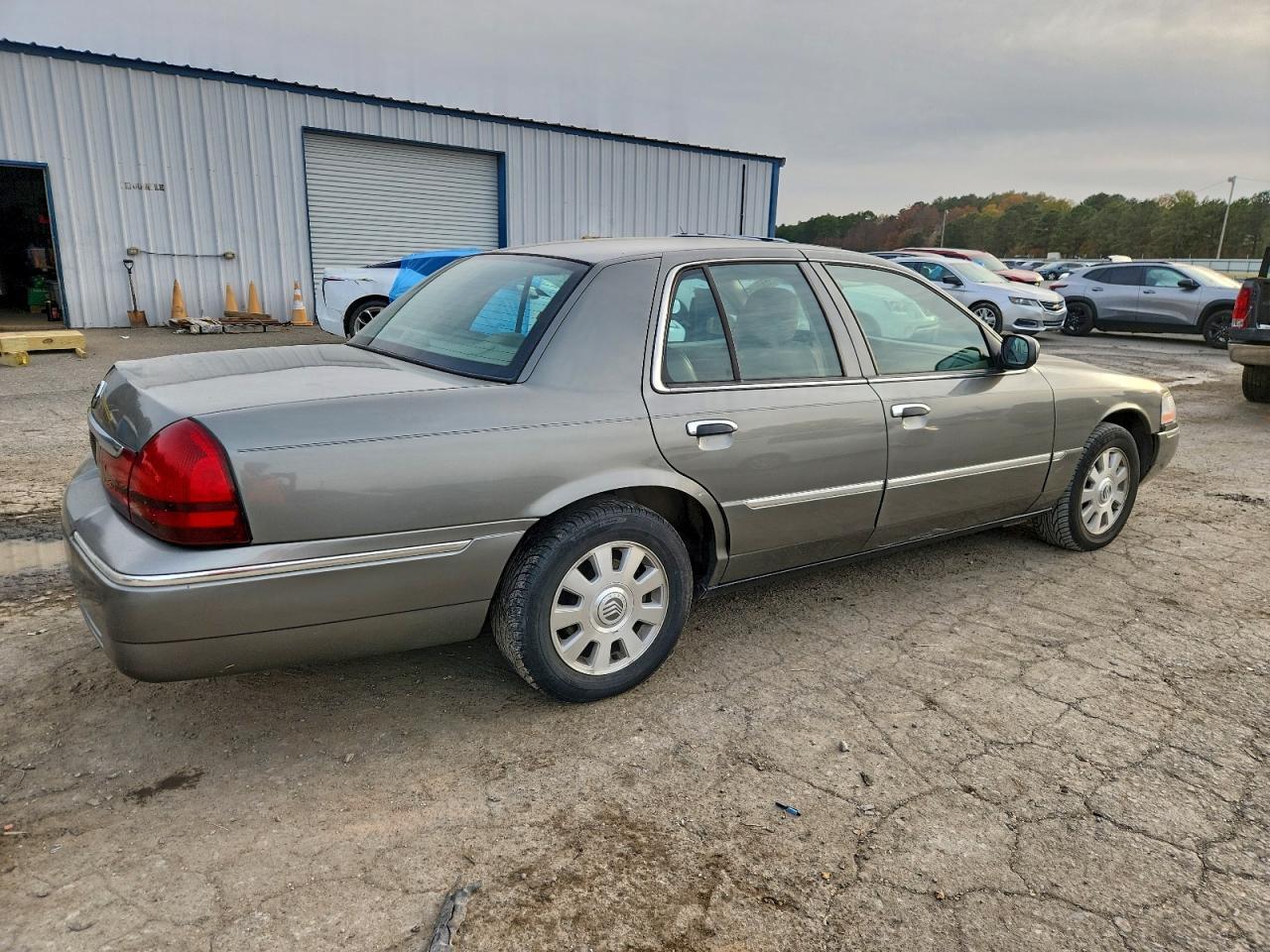 2004 Mercury Grand Marquis Ls - Image 3