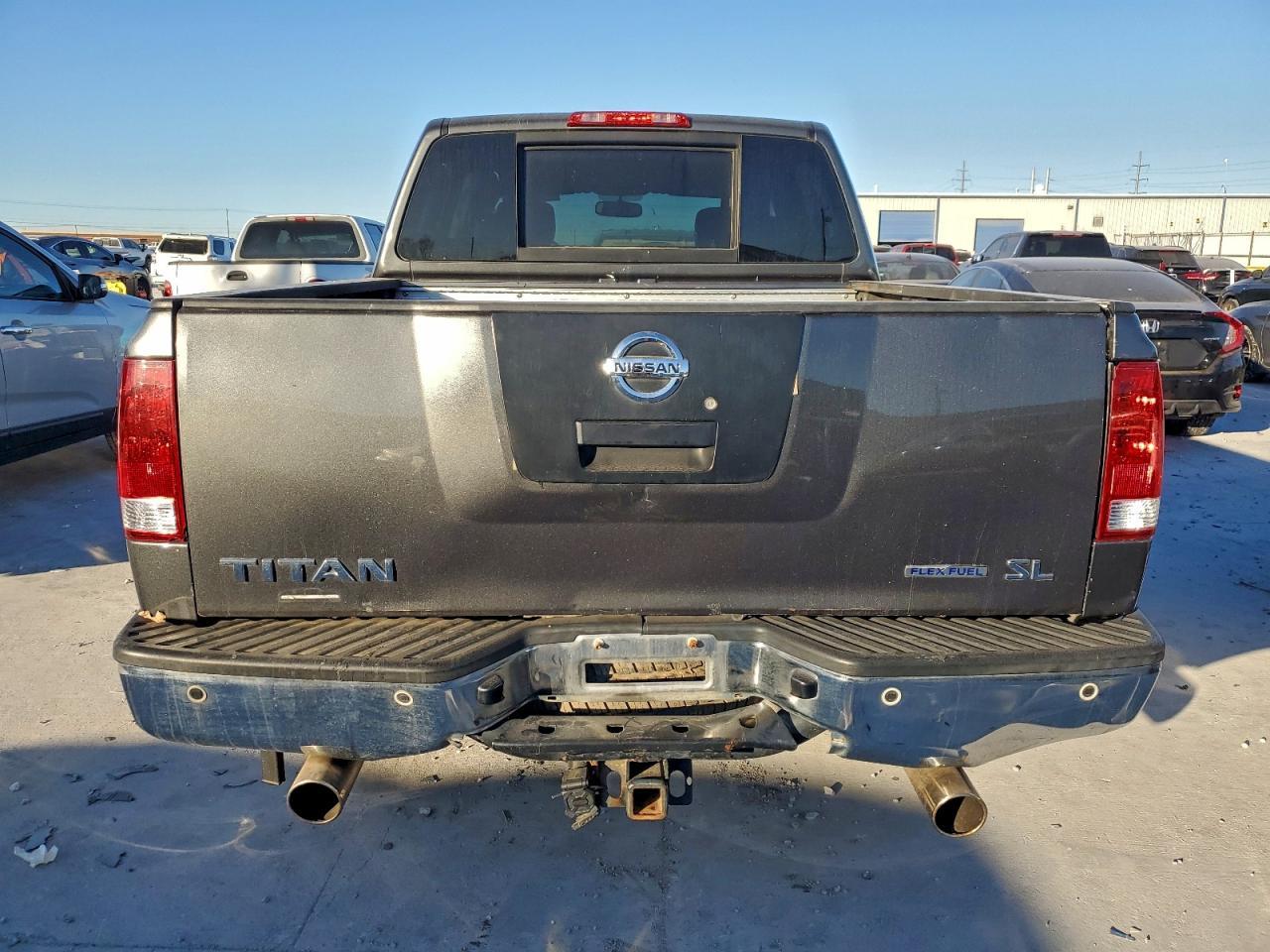 2011 Nissan Titan S - Image 6