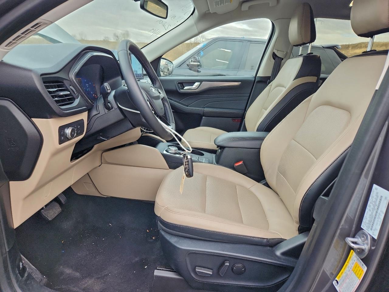 2021 Ford Escape Titanium - Фото 7