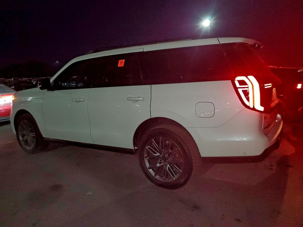 2025 Ford Expedition Platinum - Фото 2