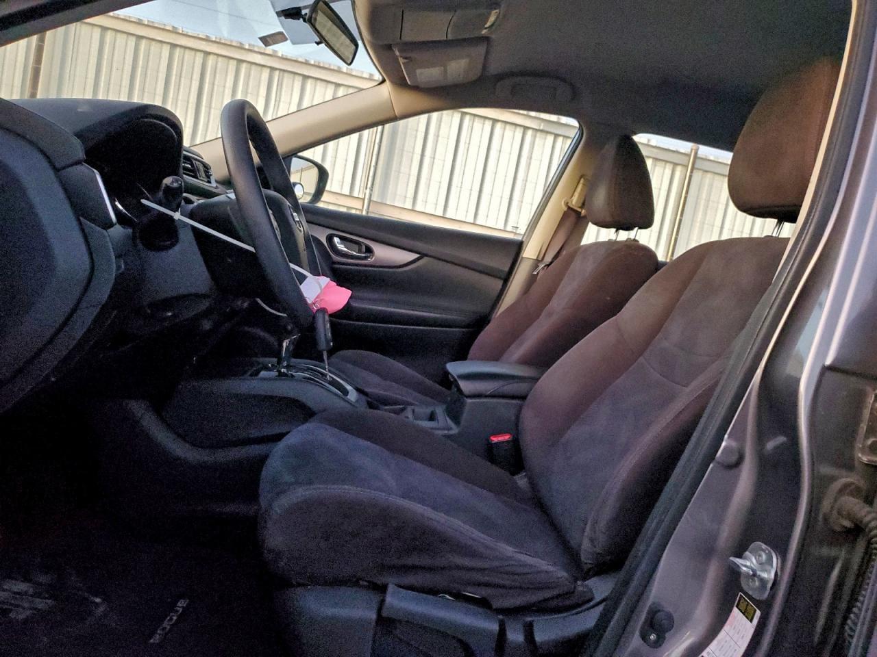 2016 Nissan Rogue S - Image 7