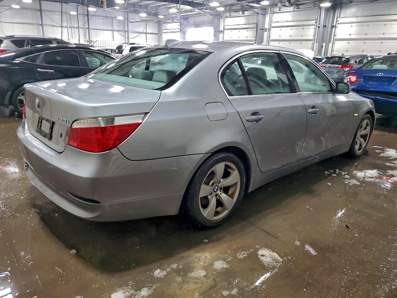 2004 BMW 530 I - Фото 3