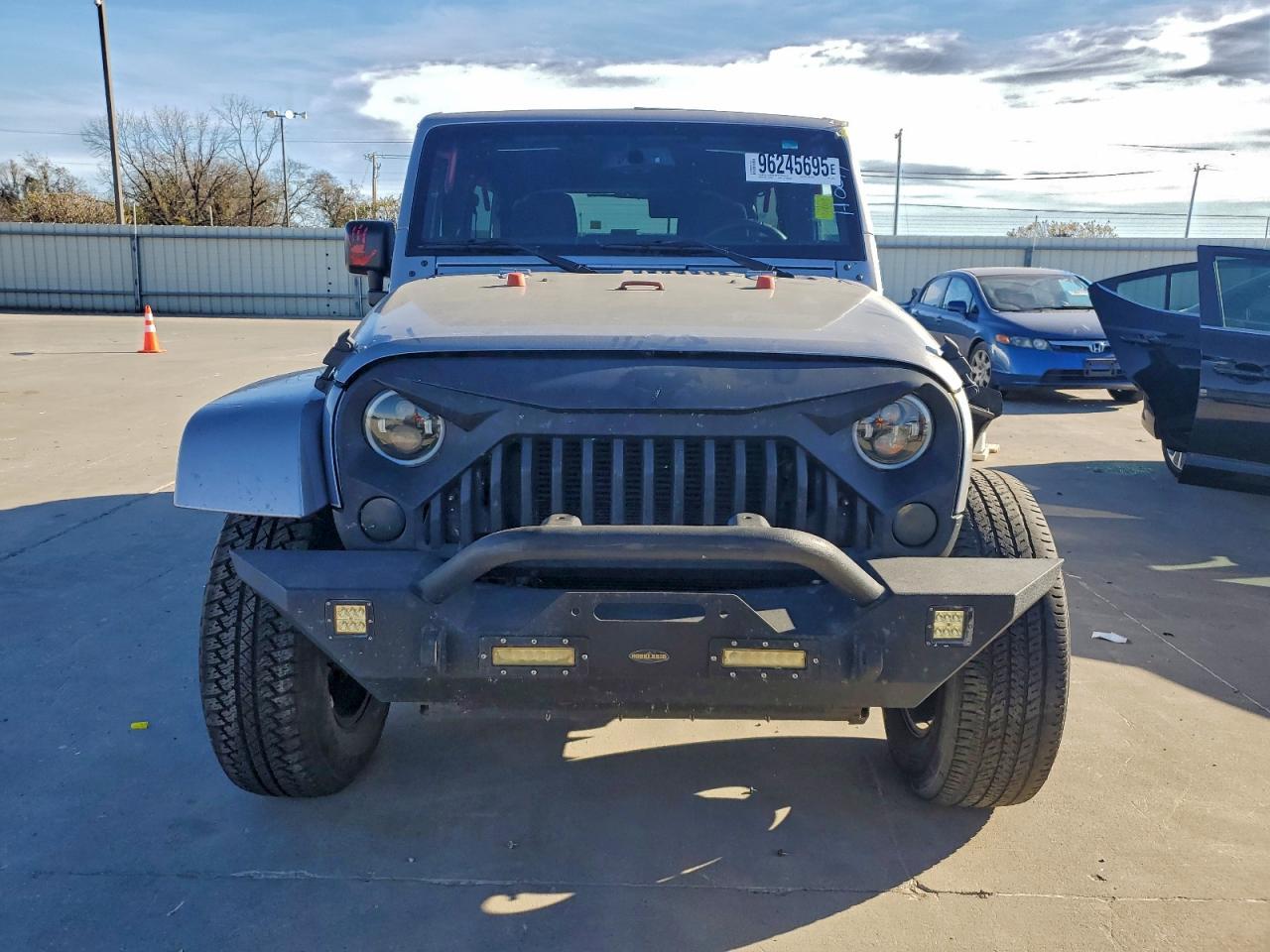 2016 Jeep Wrangler Unlimited Sahara - Фото 5