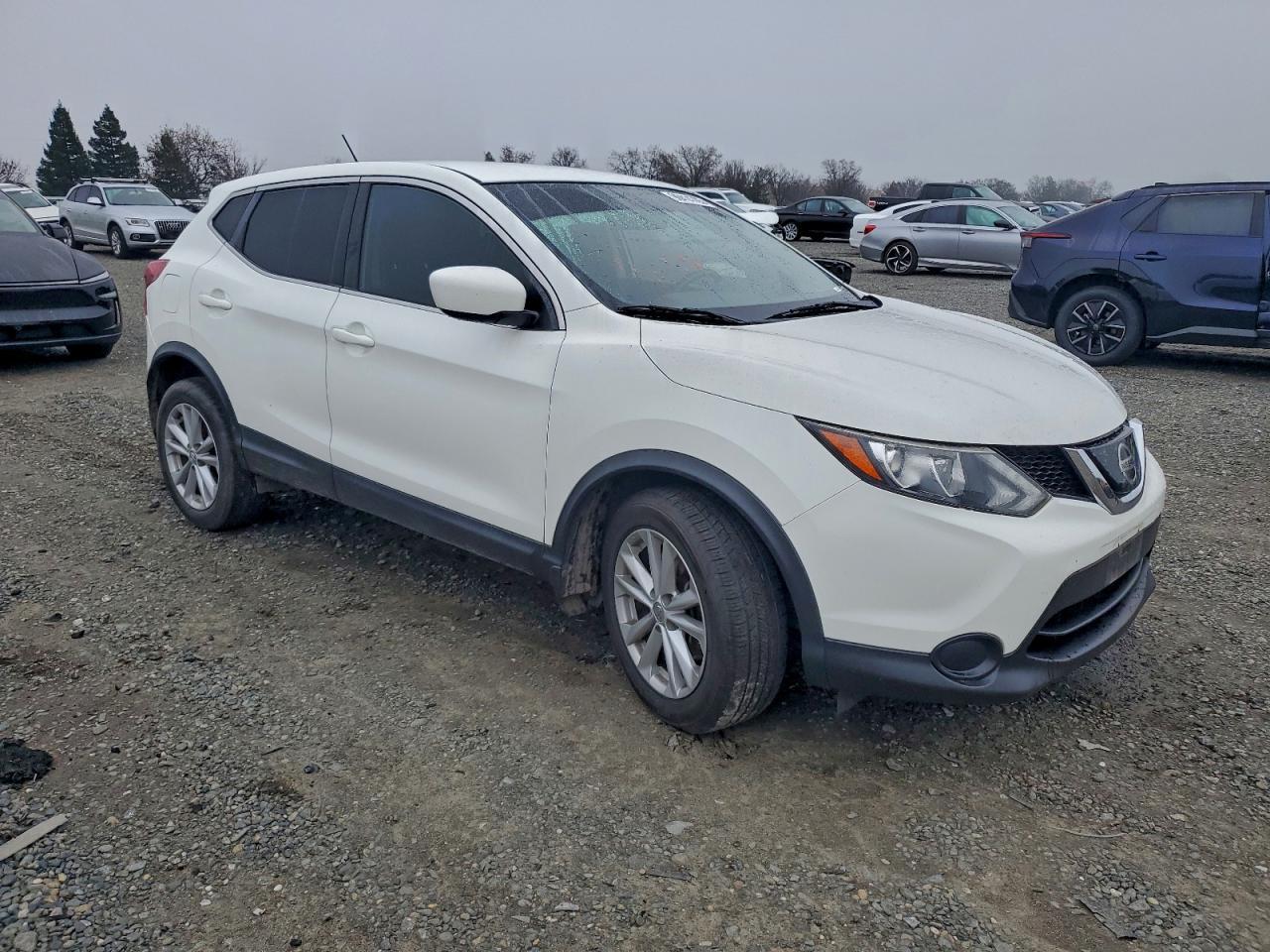 2018 Nissan Rogue Sport S - Фото 4