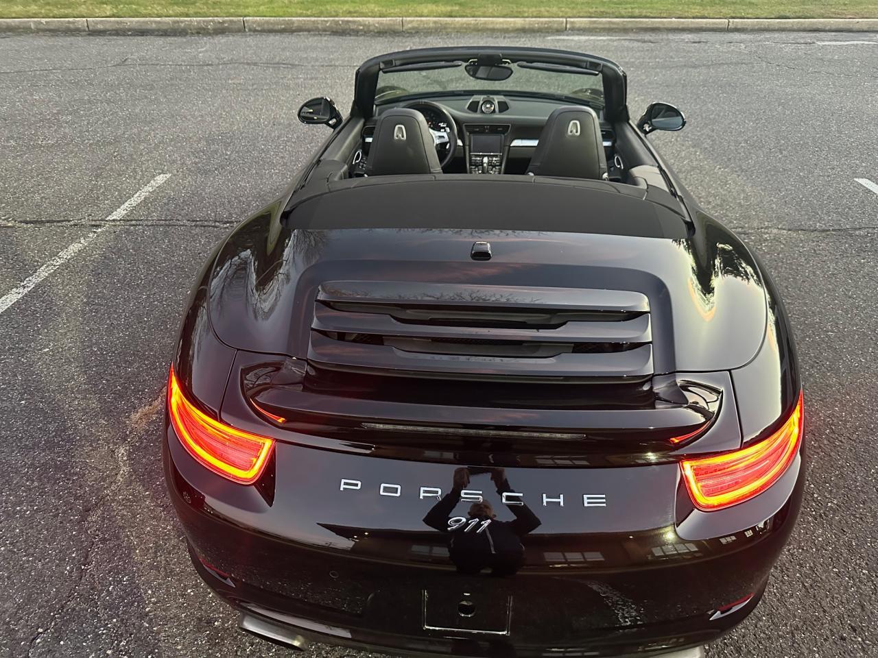 2016 Porsche 911 Carrera - Image 6