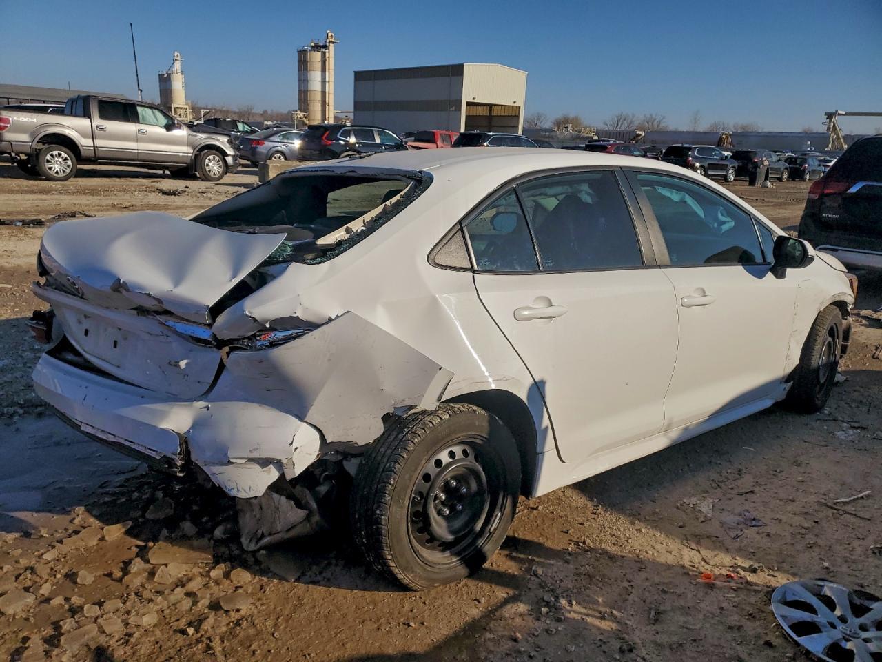 2020 Toyota Corolla Le - Image 3