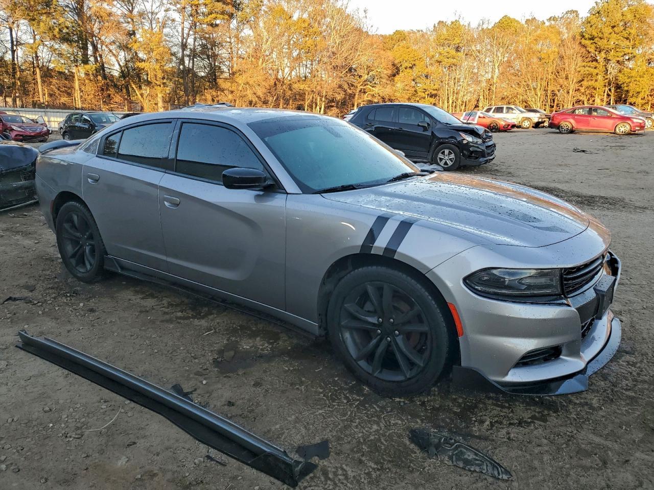 2016 Dodge Charger Sxt - Фото 4
