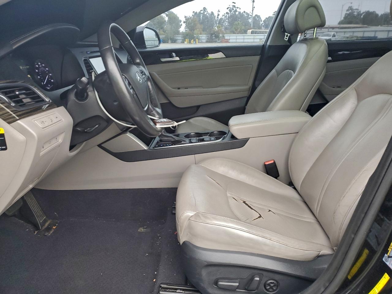 2016 Hyundai Sonata Hybrid - Image 7