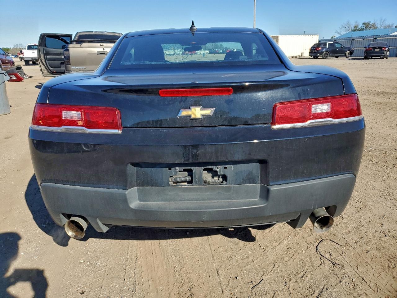 2015 Chevrolet Camaro Ls - Фото 6