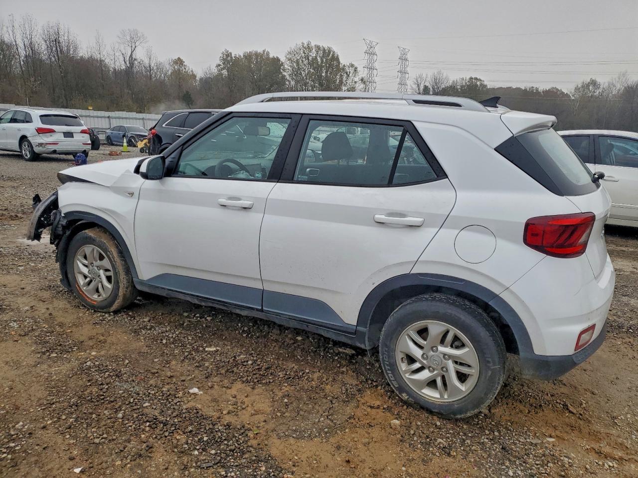 2020 Hyundai Venue Sel - Фото 2