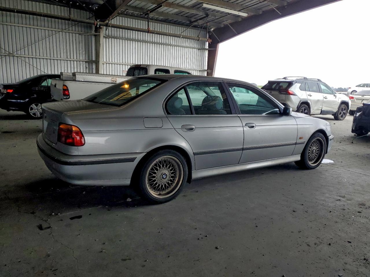 1998 BMW 5 Series - Фото 3