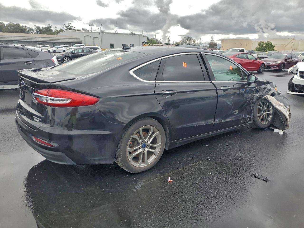 2020 Ford Fusion Titanium - Фото 3