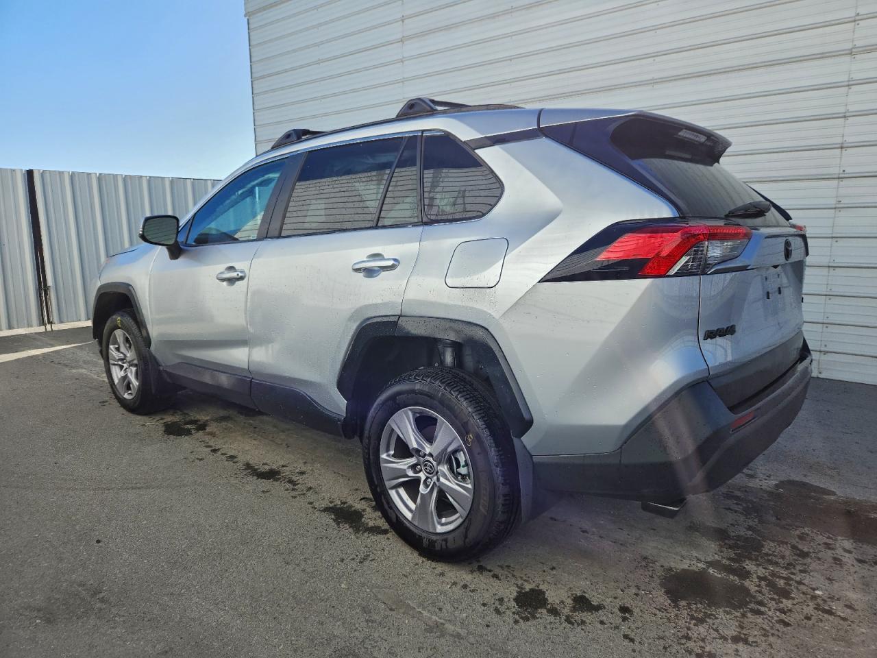 2025 Toyota Rav4 Xle - Image 2