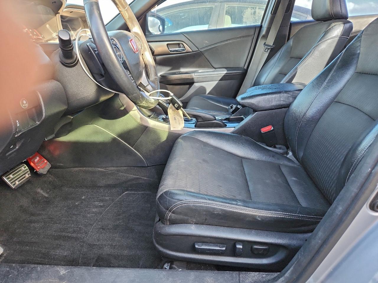 2016 Honda Accord Sport - Image 7